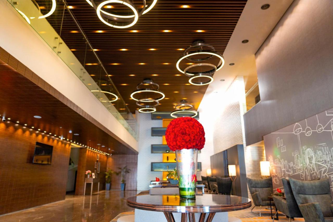 The Elite Narasapura, A Member Of Radisson Individuals Hotel Buitenkant foto