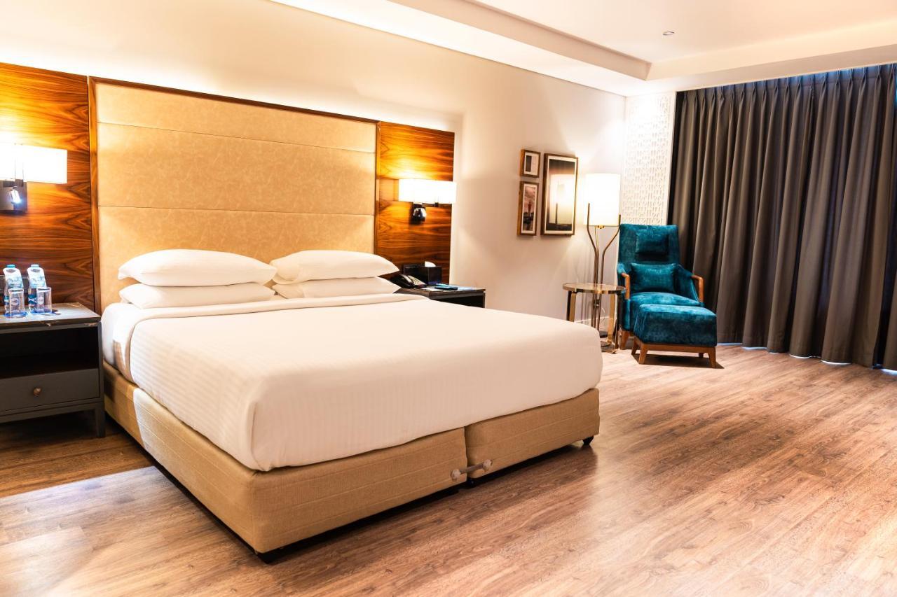 The Elite Narasapura, A Member Of Radisson Individuals Hotel Buitenkant foto