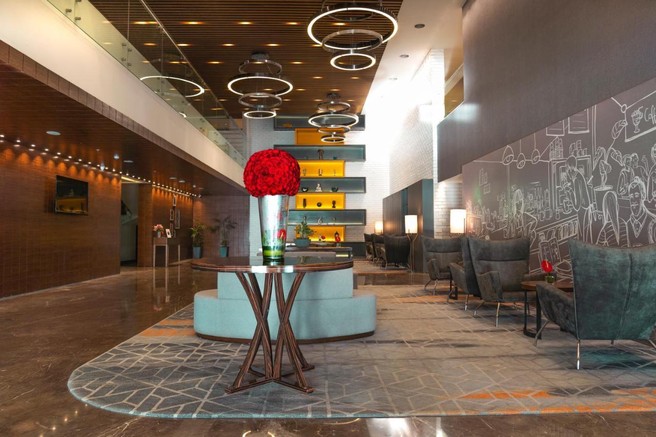 The Elite Narasapura, A Member Of Radisson Individuals Hotel Buitenkant foto